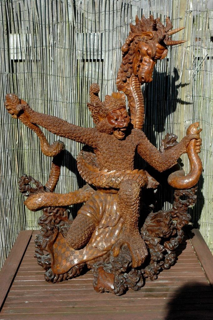 Hanuman vecht met draak